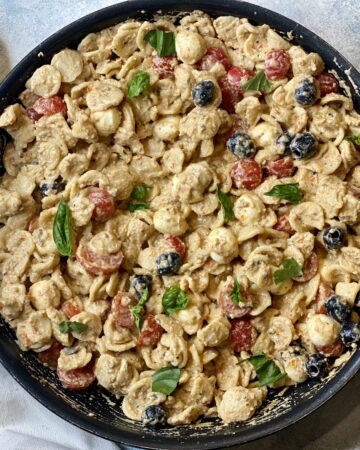 orecchiette con ricotta e pomodorini