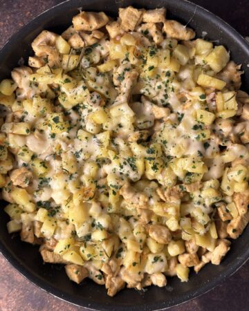 Pollo e patate in padella